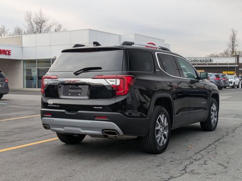 Used 2023 GMC Acadia SLT image 4