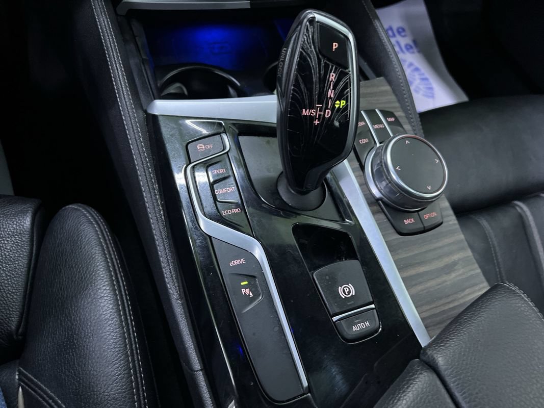 Used 2018 BMW 530e RWD image 25