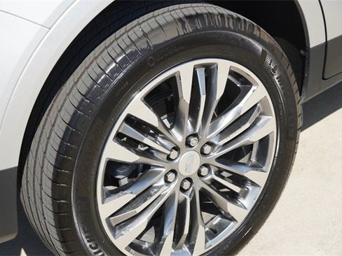 Used 2020 Cadillac XT5 Sportv image 11