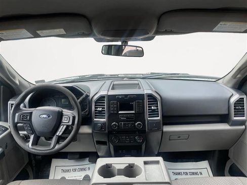 Used 2015 Ford F150 XLT image 10