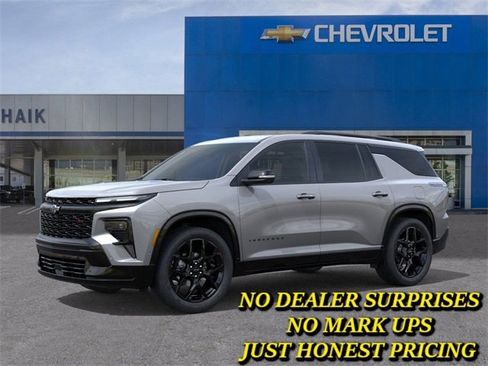 New 2026 Chevrolet Traverse RS w/ LPO, Floor Liner Package image 2