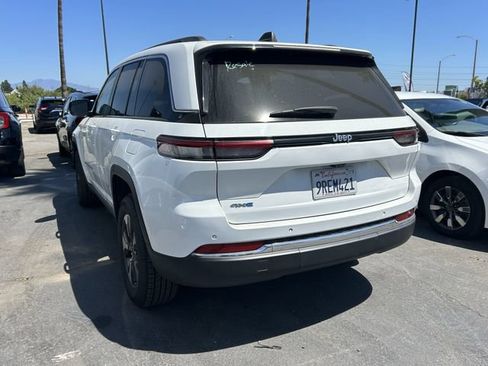 Used 2024 Jeep Grand Cherokee Limited 4xe AWD/4WD image 4