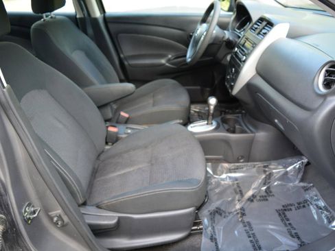 Used 2016 Nissan Versa SV image 15