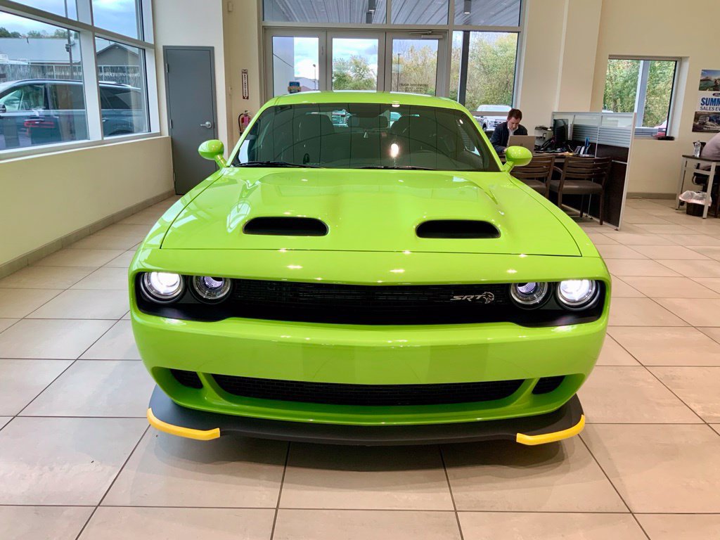 Used 2023 Dodge Challenger SRT Hellcat w/ Driver Convenience Group RWD image 3