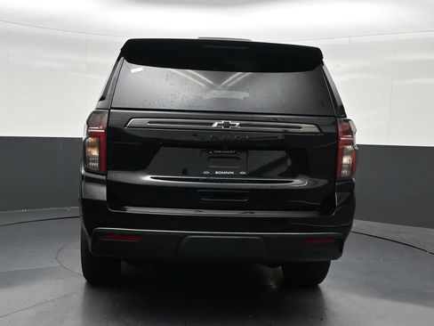 Used 2022 Chevrolet Tahoe Z71 w/ Luxury Package AWD/4WD image 4