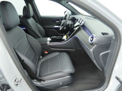 Certified 2025 Mercedes-Benz GLC 300 image 20