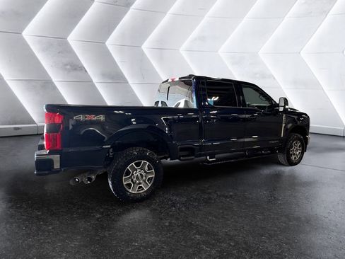 Used 2024 Ford F250 Lariat image 3