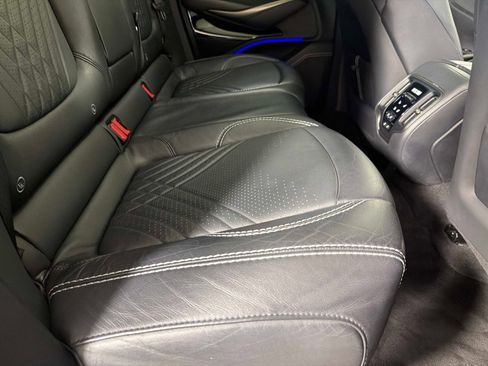 Used 2023 Aston Martin DBX AWD/4WD image 63