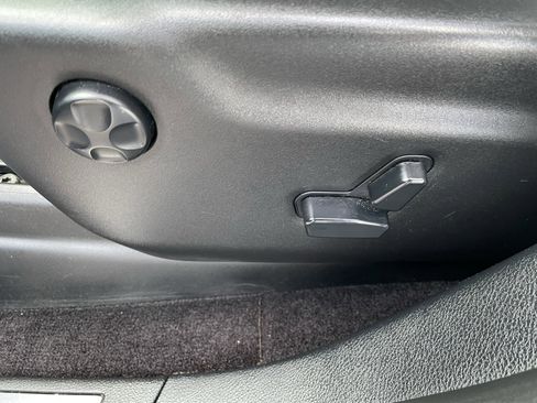 Used 2016 Dodge Durango Limited w/ Nav & Power Liftgate Group image 14