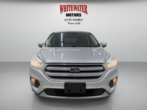 Used 2019 Ford Escape SE FWD image 6