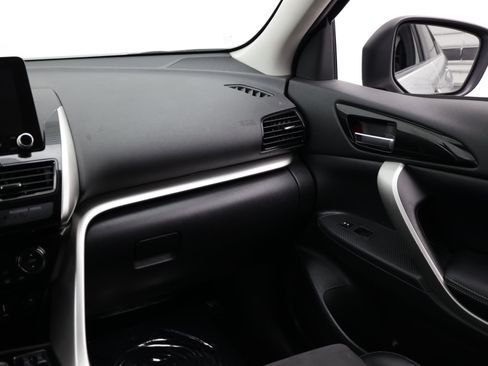 Used 2024 Mitsubishi Eclipse Cross SE AWD/4WD image 34