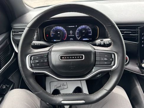 Certified 2024 Jeep Wagoneer 4WD image 11