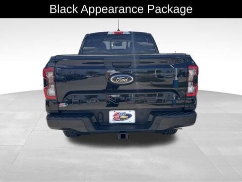 Used 2025 Ford Ranger Lariat w/ Black Appearance Package AWD/4WD image 7
