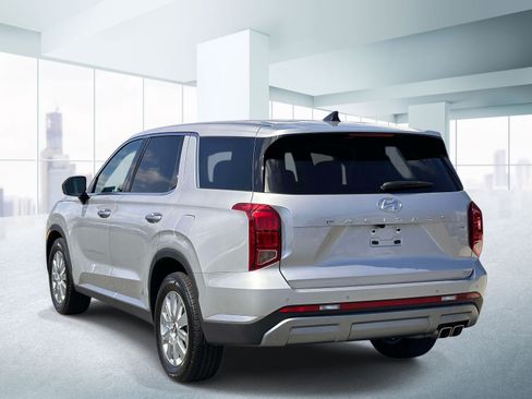 Used 2025 Hyundai Palisade SE AWD/4WD image 3