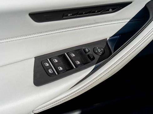 Used 2021 BMW M5 w/ Executive Package image 43