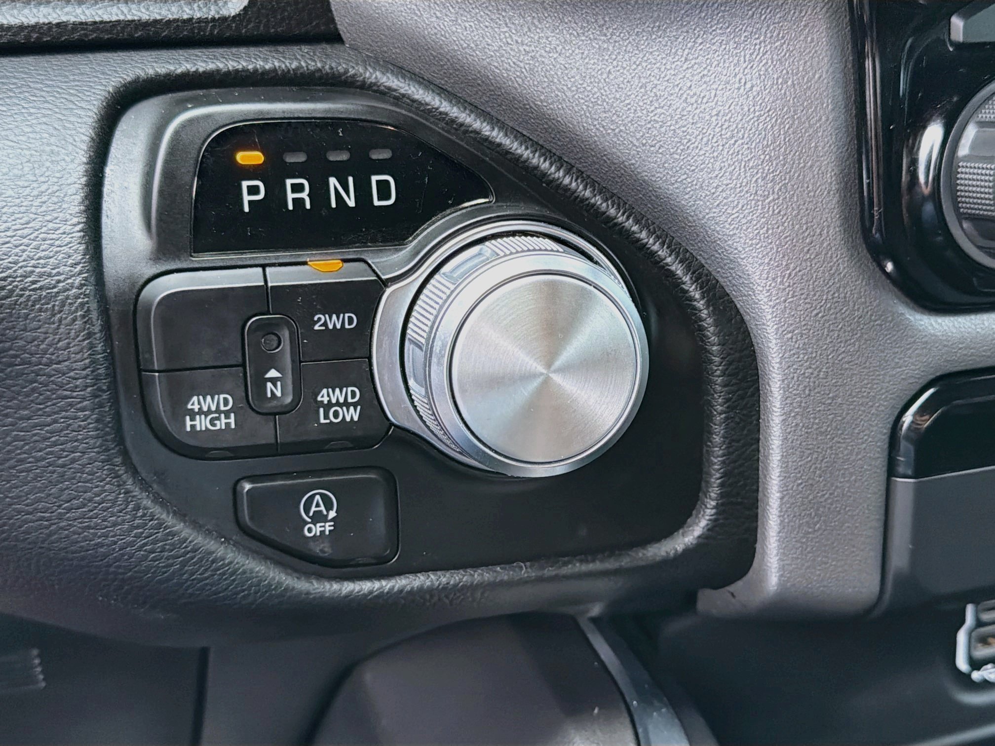 Used 2024 RAM 1500 Laramie AWD/4WD image 26
