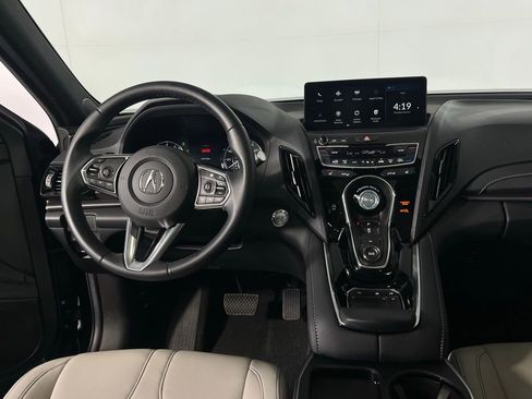 Used 2025 Acura RDX SH-AWD image 11