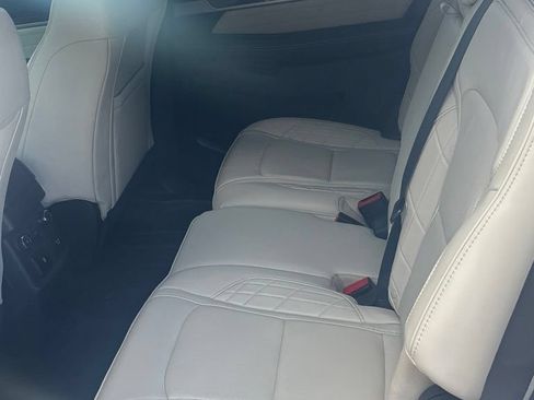Used 2017 Ford Explorer Platinum AWD/4WD image 7