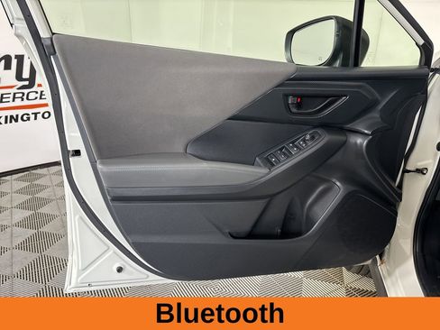 Used 2024 Subaru Crosstrek 2.0i Premium image 8