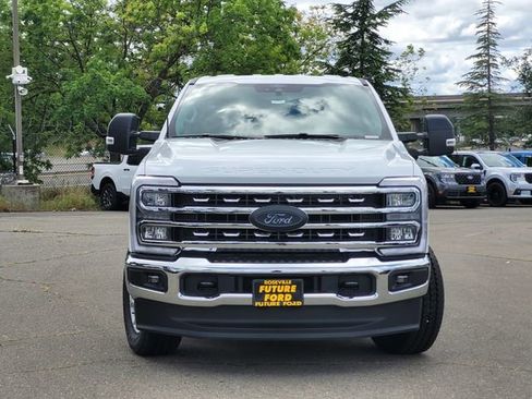 New 2026 Ford F250 XLT w/ XLT Premium Package image 3