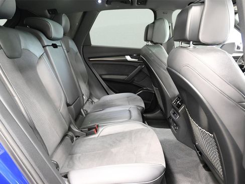 Used 2022 Audi SQ5 Premium Plus w/ Premium Plus Package AWD/4WD image 18