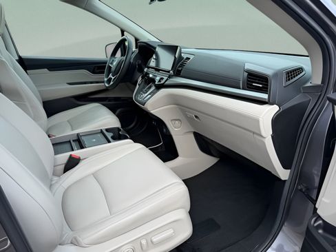 Used 2025 Honda Odyssey EX-L image 28