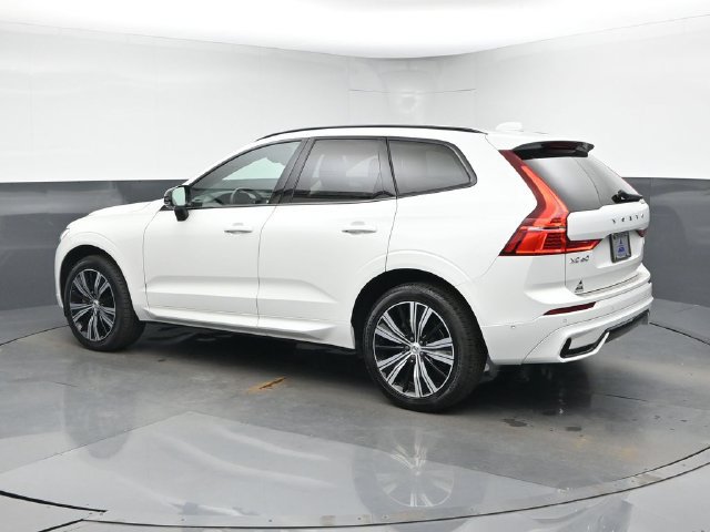 Used 2024 Volvo XC60 B5 Plus w/ Protection Package Premier AWD/4WD image 6