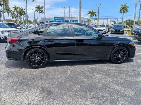 Used 2025 Honda Civic Sport image 8