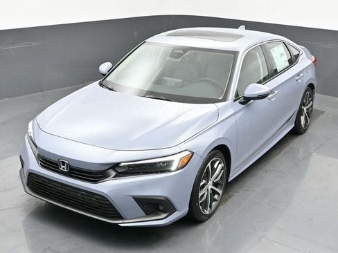 Used 2024 Honda Civic Touring image 27