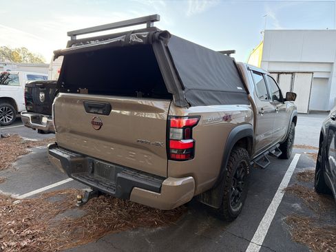 Used 2022 Nissan Frontier PRO-4X w/ Pro-4X Premium Package image 5