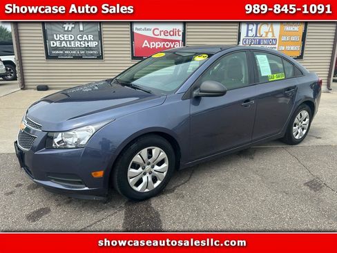 Used 2014 Chevrolet Cruze LS FWD image 1