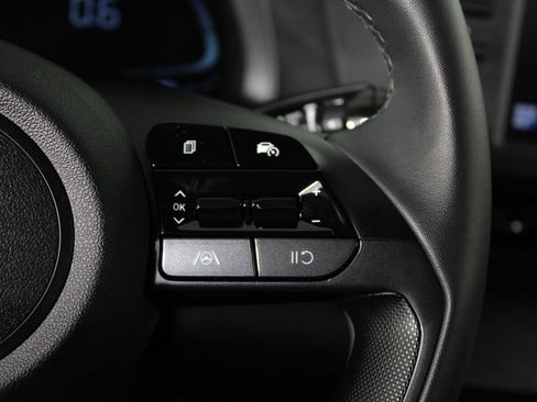 Used 2026 Hyundai Elantra Sport image 27