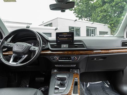Used 2018 Audi Q5 2.0T Premium AWD/4WD image 10