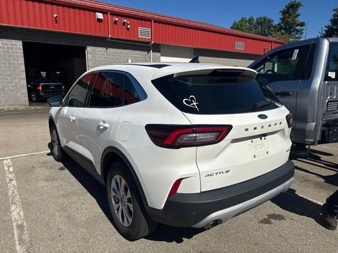 Used 2023 Ford Escape Active w/ Tech Pack #1 AWD/4WD image 6