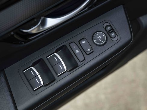 Used 2025 Honda CR-V EX-L image 37
