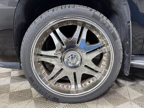 Used 2007 Cadillac Escalade EXT AWD/4WD image 13