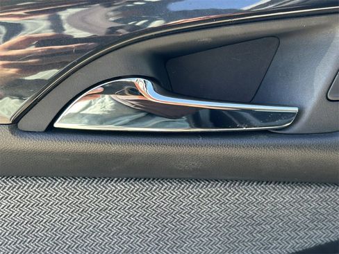 Used 2025 Chevrolet TrailBlazer LT w/ Driver Confidence Package image 22