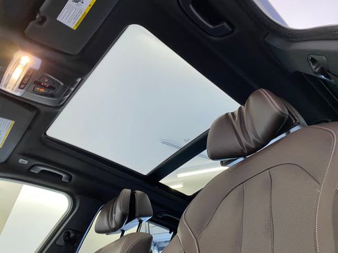 Used 2015 BMW X5 xDrive50i image 14