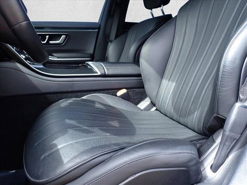 Used 2023 Mercedes-Benz S 500 4MATIC image 11