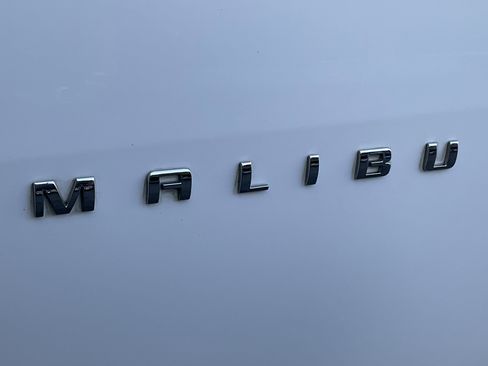 Used 2023 Chevrolet Malibu LT image 7