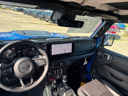 New 2025 Jeep Wrangler Rubicon 392 image 26