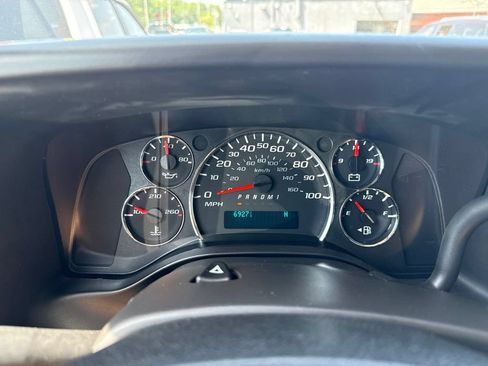 Used 2015 Chevrolet Express 3500 LT w/ LT Preferred Equipment Group RWD image 29