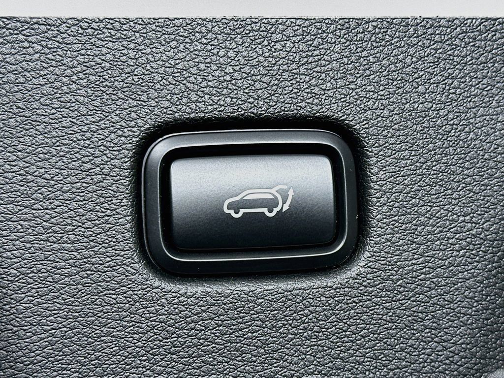 Certified 2026 Kia Sportage EX AWD/4WD image 10