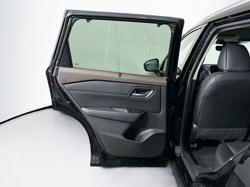 Used 2023 Nissan Rogue SL w/ SL Premium Package FWD image 27