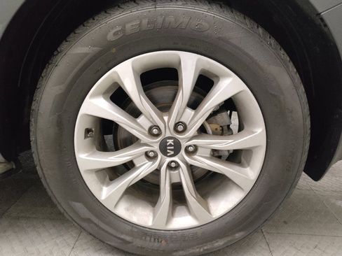 Used 2020 Kia Telluride LX AWD/4WD image 31
