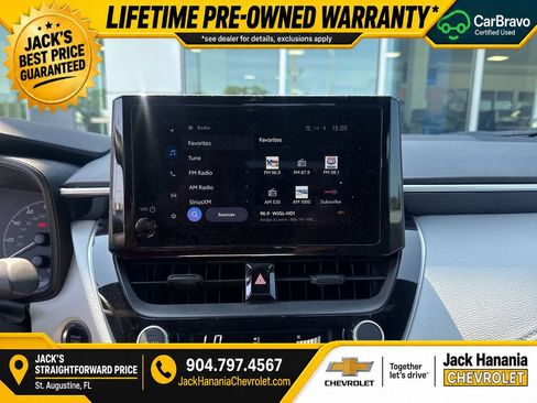 Used 2024 Toyota Corolla SE FWD image 9