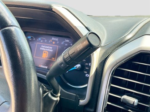 Used 2021 Ford F250 Lariat w/ Lariat Ultimate Package image 17