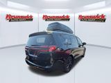 New 2025 Chrysler Pacifica Select image 3