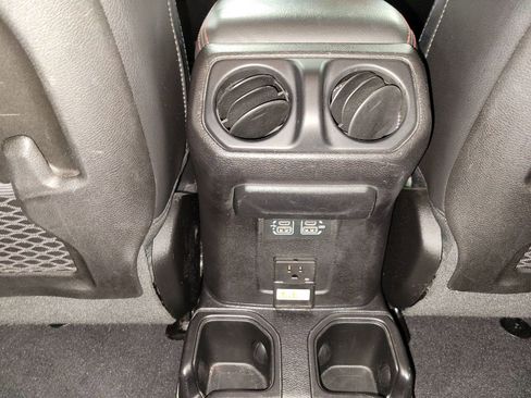 Used 2019 Jeep Wrangler Rubicon image 33