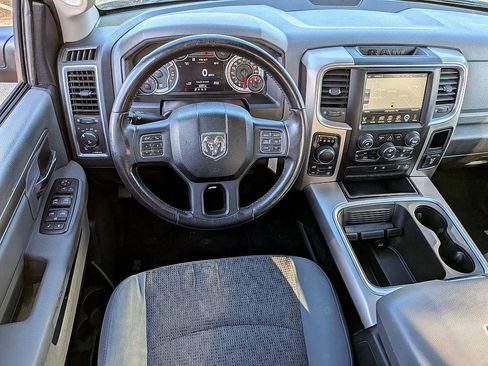 Used 2017 RAM 1500 Big Horn image 27